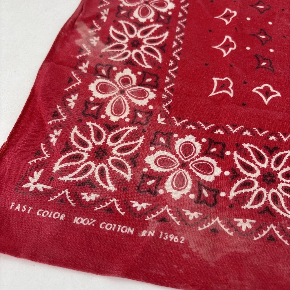 Vtg Bandana 1970's Fast Color Red 100% Cotton Made In USA Western RN 13962 READ